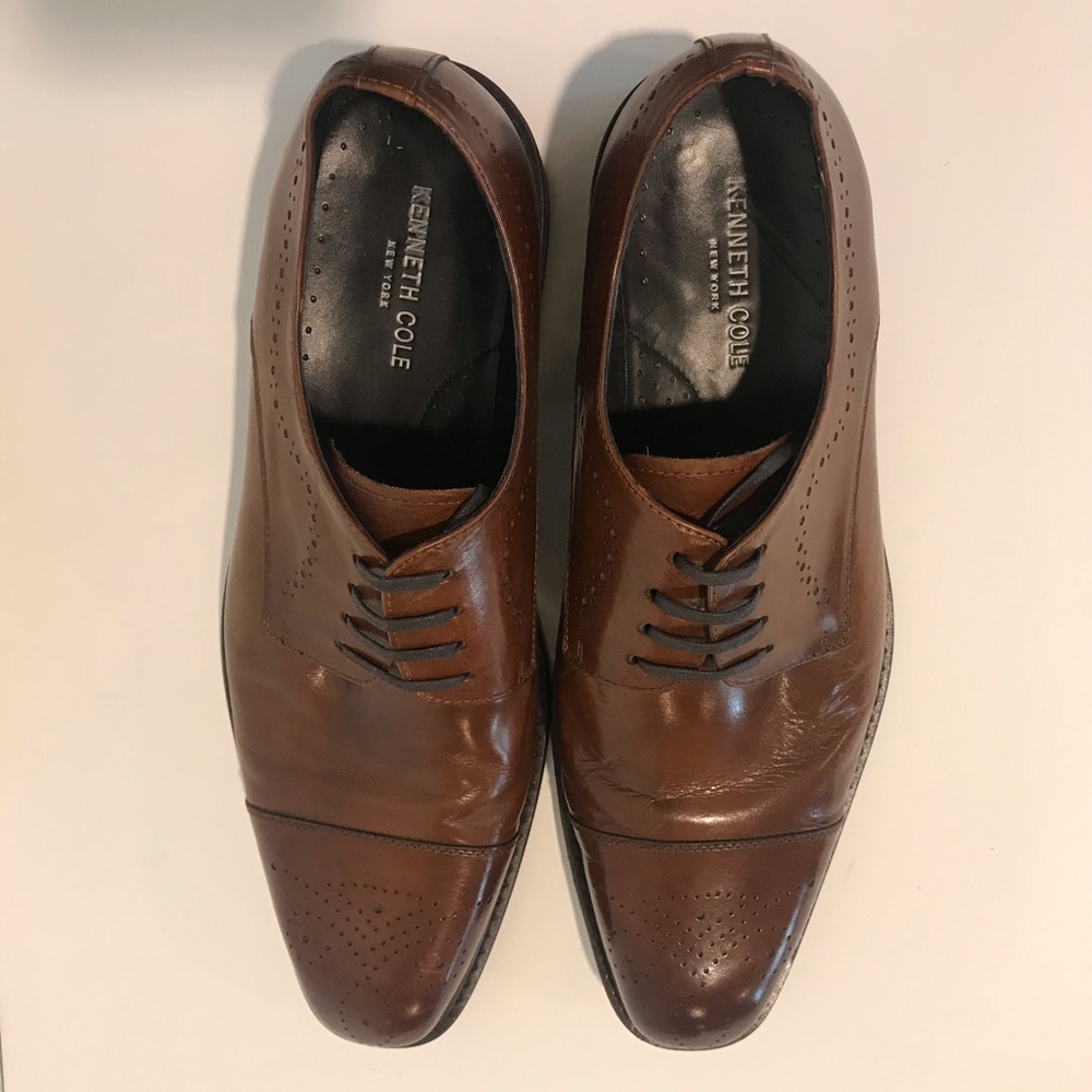 KENNETH COLE HUSTLE BACK BROWN LACE-UP OXFORDS